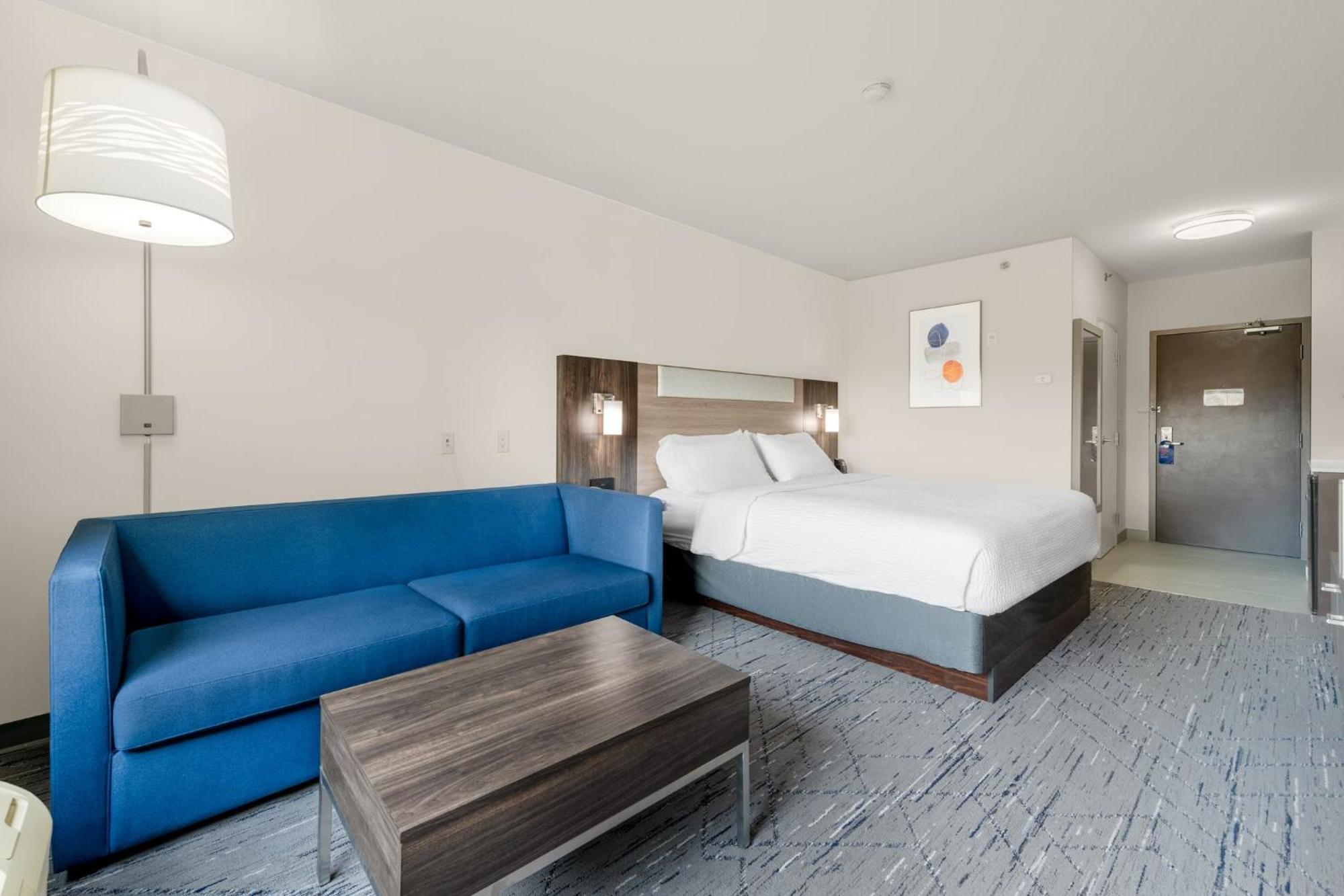 Holiday Inn Express Hotel & Suites-Edmonton South By Ihg Exterior foto