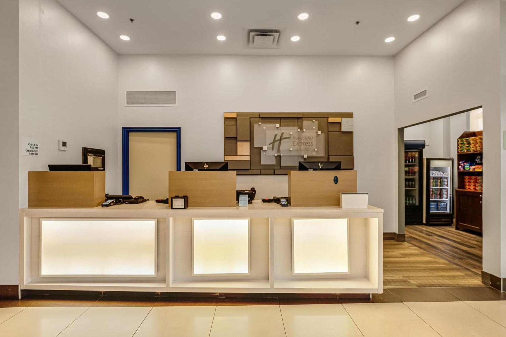Holiday Inn Express Hotel & Suites-Edmonton South By Ihg Exterior foto